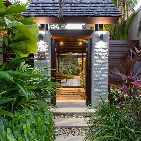Niramaya Villas And Spa Port Douglas Buitenkant foto