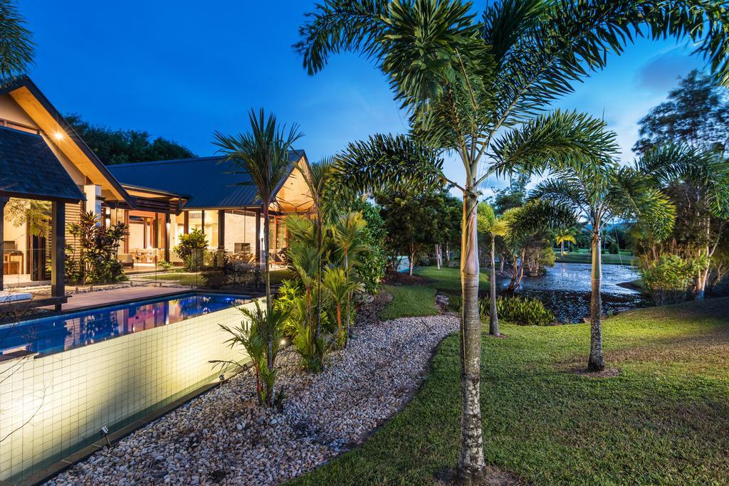 Niramaya Villas And Spa Port Douglas Buitenkant foto