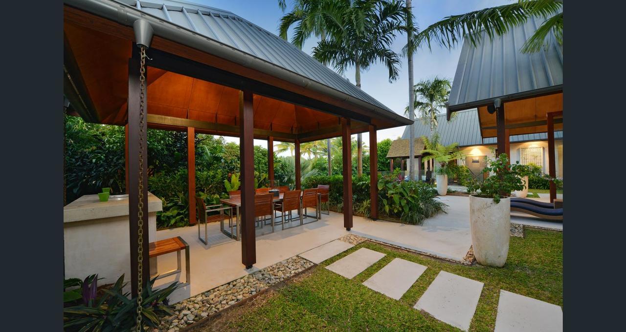 Niramaya Villas And Spa Port Douglas Buitenkant foto
